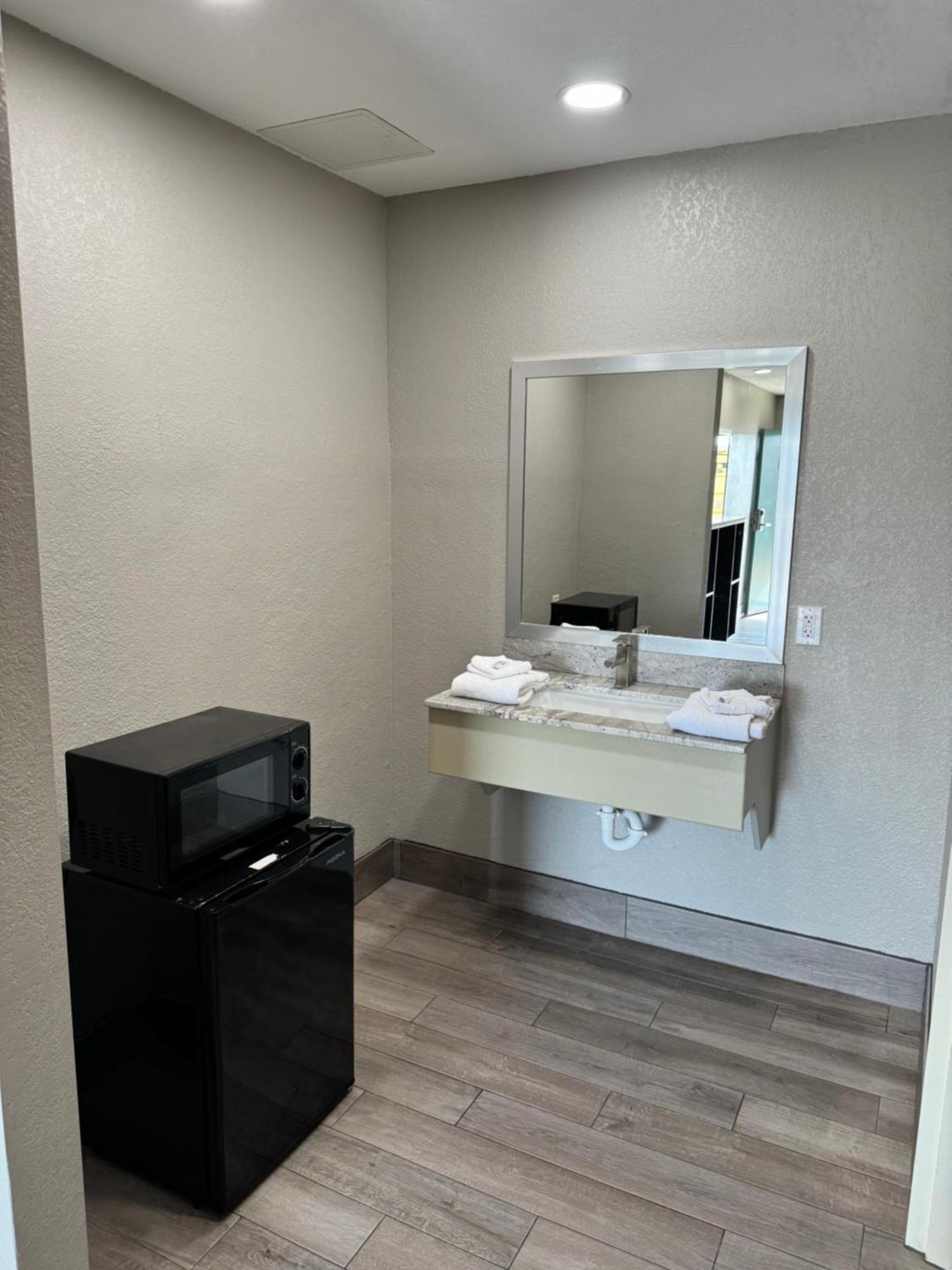 Nola Inn & Suites New Orleans Eksteriør billede