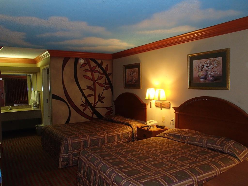 Nola Inn & Suites New Orleans Eksteriør billede